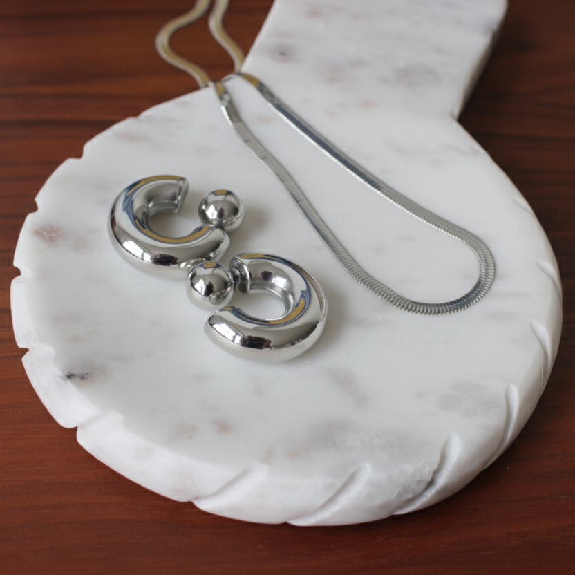 Silver snake chain necklace